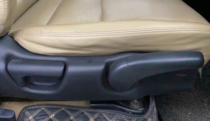 2019 Honda City 1.5L I-VTEC ZX CVT, Petrol, Automatic, 75,009 km, Driver Side Adjustment Panel