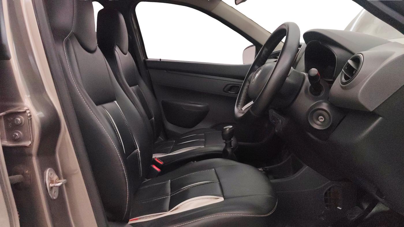 2016 Renault Kwid RXT 1.0, Petrol, Manual, 24,426 km, Right Side Front Door Cabin