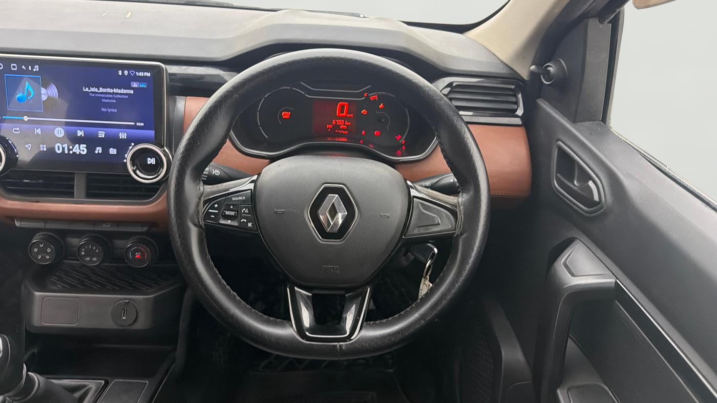 2022 Renault Kiger RXE MT, Petrol, Manual, 67,925 km, Steering Wheel Close Up