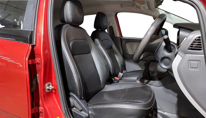 2021 Tata ALTROZ XT PETROL, Petrol, Manual, 18,548 km, Right Side Front Door Cabin