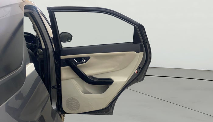 2020 Tata NEXON XZA PLUS SUNROOF DIESEL, Diesel, Automatic, 60,307 km, RHS Rear Door