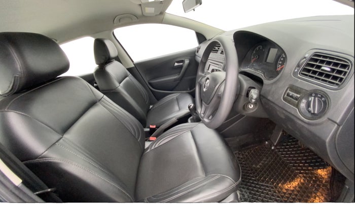 2018 Volkswagen Polo COMFORTLINE 1.0L MPI, Petrol, Manual, 8,325 km, Right Side Front Door Cabin