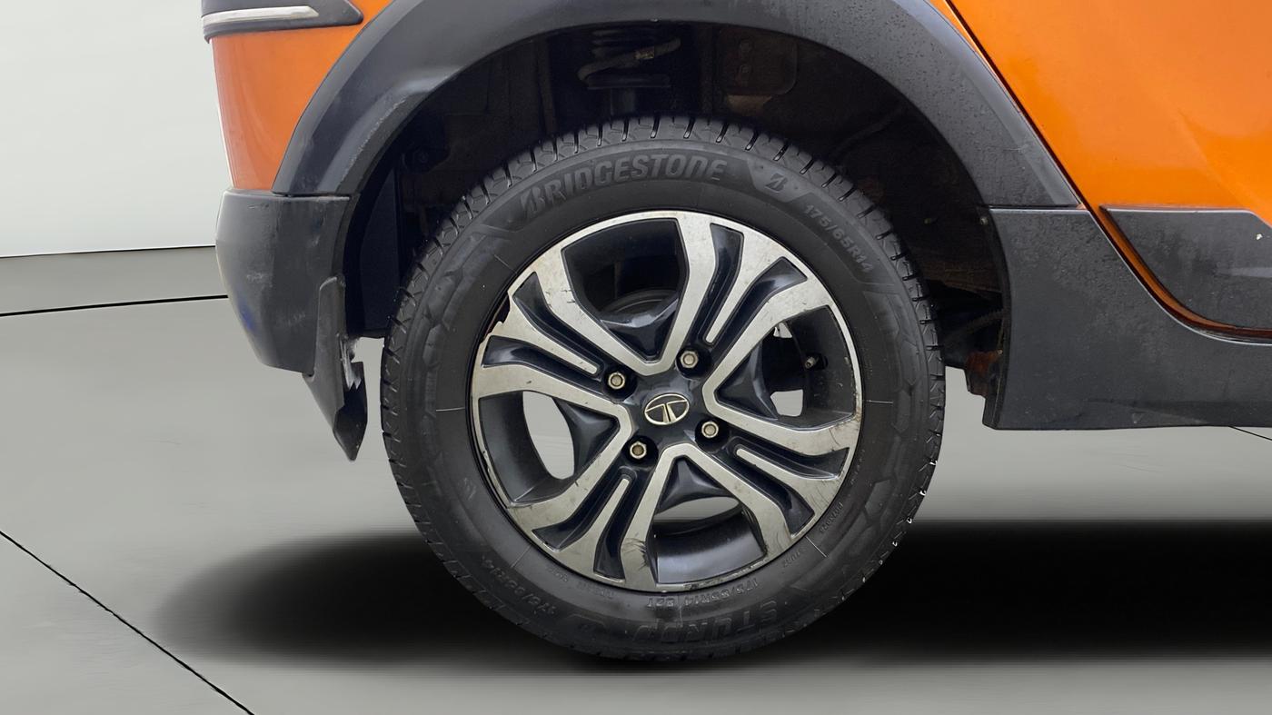 2019 Tata TIAGO NRG PETROL, Petrol, Manual, 47,886 km, Right Rear Wheel