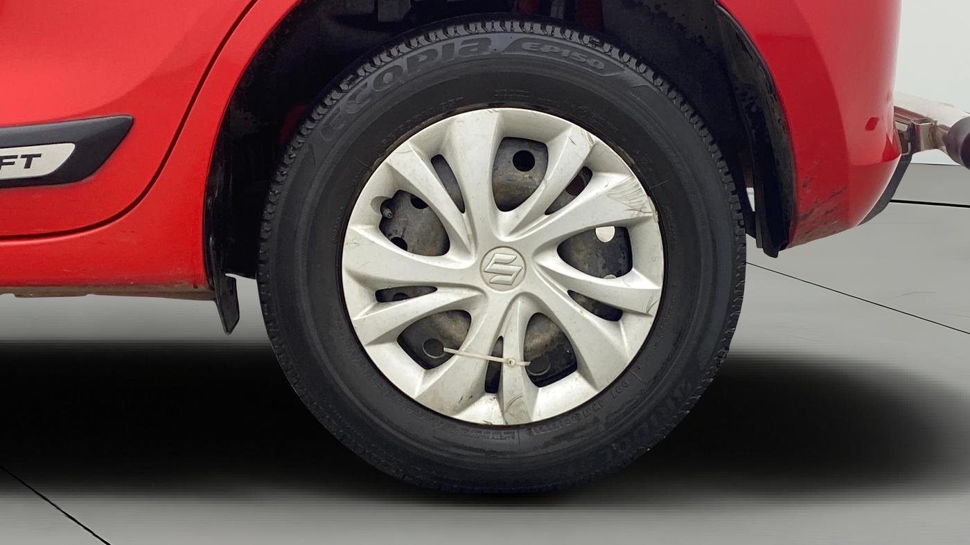 2021 Maruti Swift VXI, Petrol, Manual, 68,307 km, Left Rear Wheel