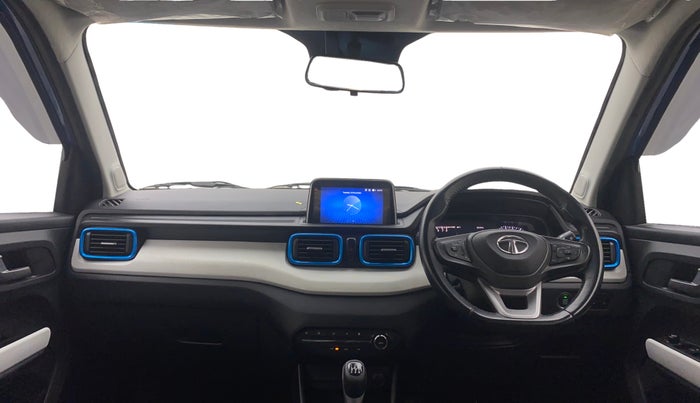 2022 Tata PUNCH CREATIVE  MT, Petrol, Manual, 50,353 km, Dashboard