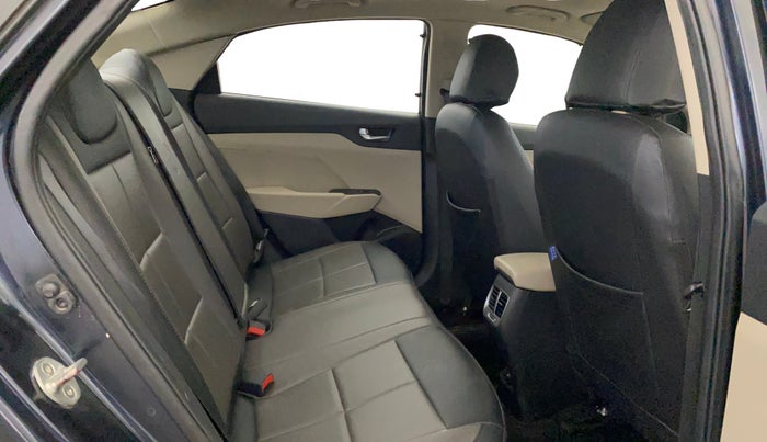 2020 Hyundai Verna SX 1.5 VTVT IVT, Petrol, Automatic, 36,367 km, Right Side Rear Door Cabin