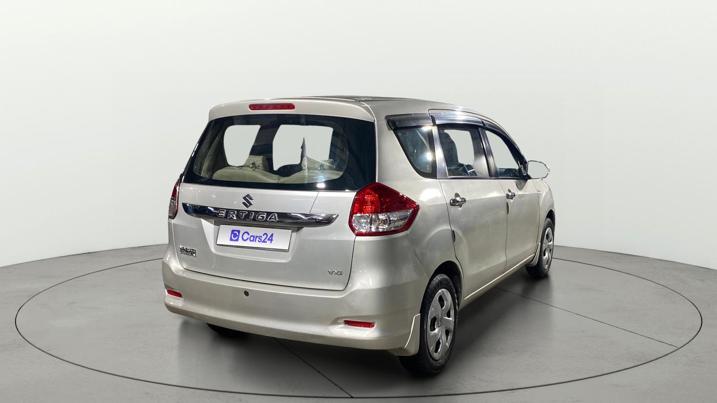 2017 Maruti Ertiga VXI, Petrol, Manual, 34,899 km, Right Back Diagonal