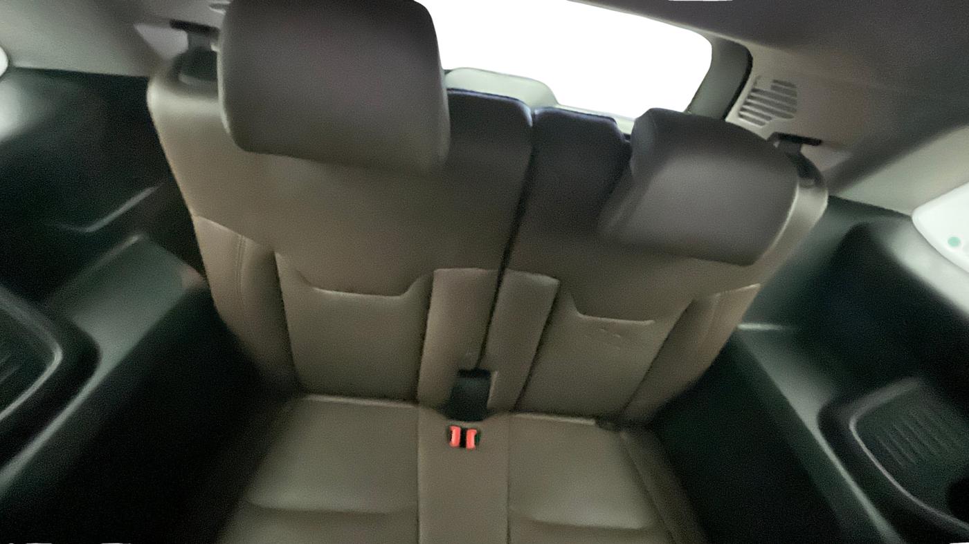 2022 Jeep MERIDIAN LIMITED 4X2 MT, Diesel, Manual, 64,272 km, Third Seat Row ( optional )