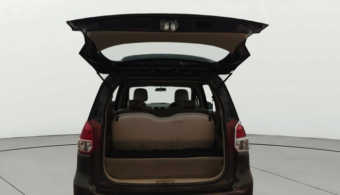 2017 Maruti Ertiga VXI CNG, CNG, Manual, 68,349 km, Boot Door Open