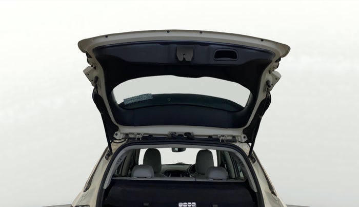 2017 Jeep Compass LIMITED 1.4 PETROL AT, Petrol, Automatic, 73,632 km, Boot Door Open