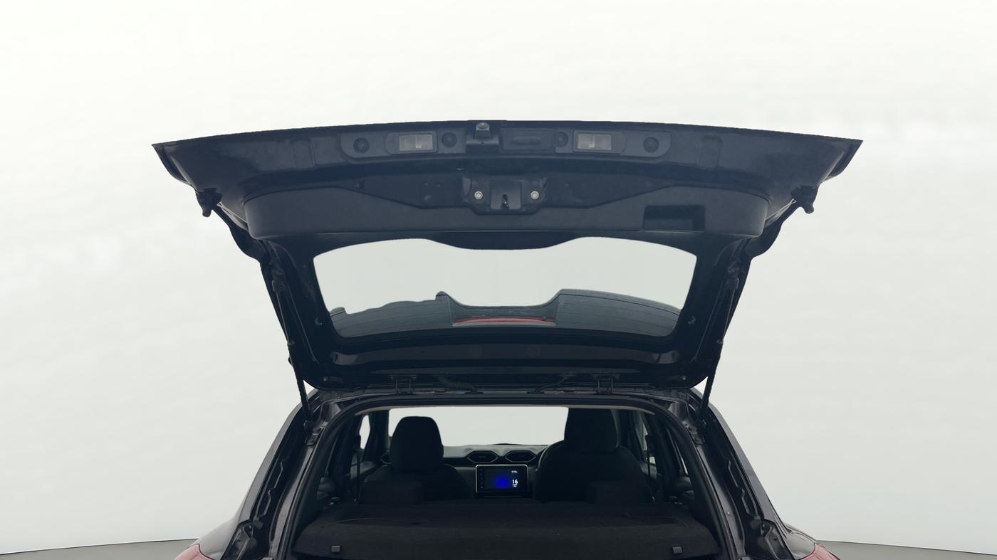 2022 Nissan MAGNITE XV PREMIUM TURBO CVT, Petrol, Automatic, 42,756 km, Boot Door Open