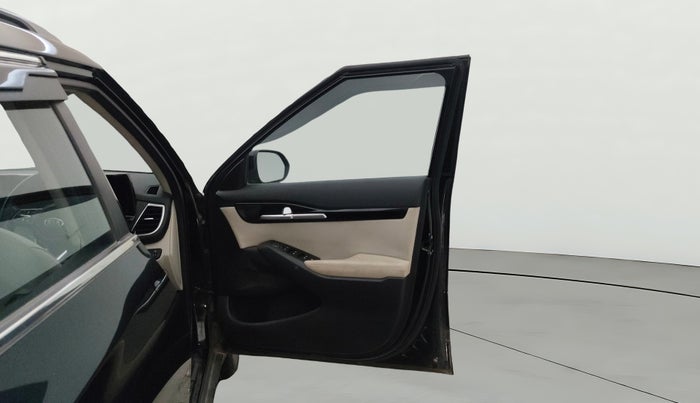 2021 KIA SELTOS HTX 1.5 PETROL, Petrol, Manual, 24,808 km, RHS Front Door