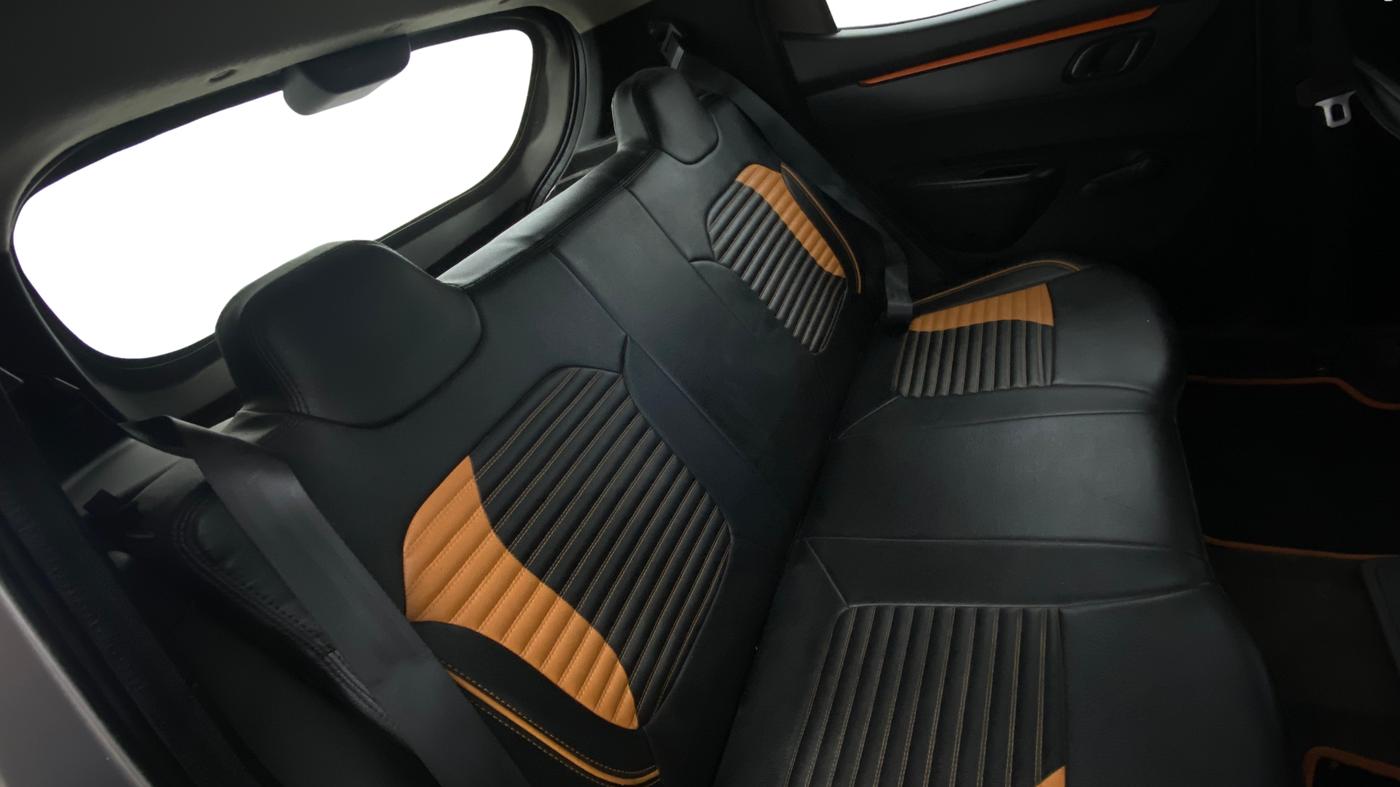 2018 Renault Kwid CLIMBER 1.0 AMT, Petrol, Automatic, 79,322 km, Right Side Rear Door Cabin