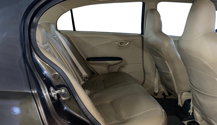 2015 Honda Amaze 1.2L I-VTEC S, Petrol, Manual, 35,930 km, Right Side Rear Door Cabin