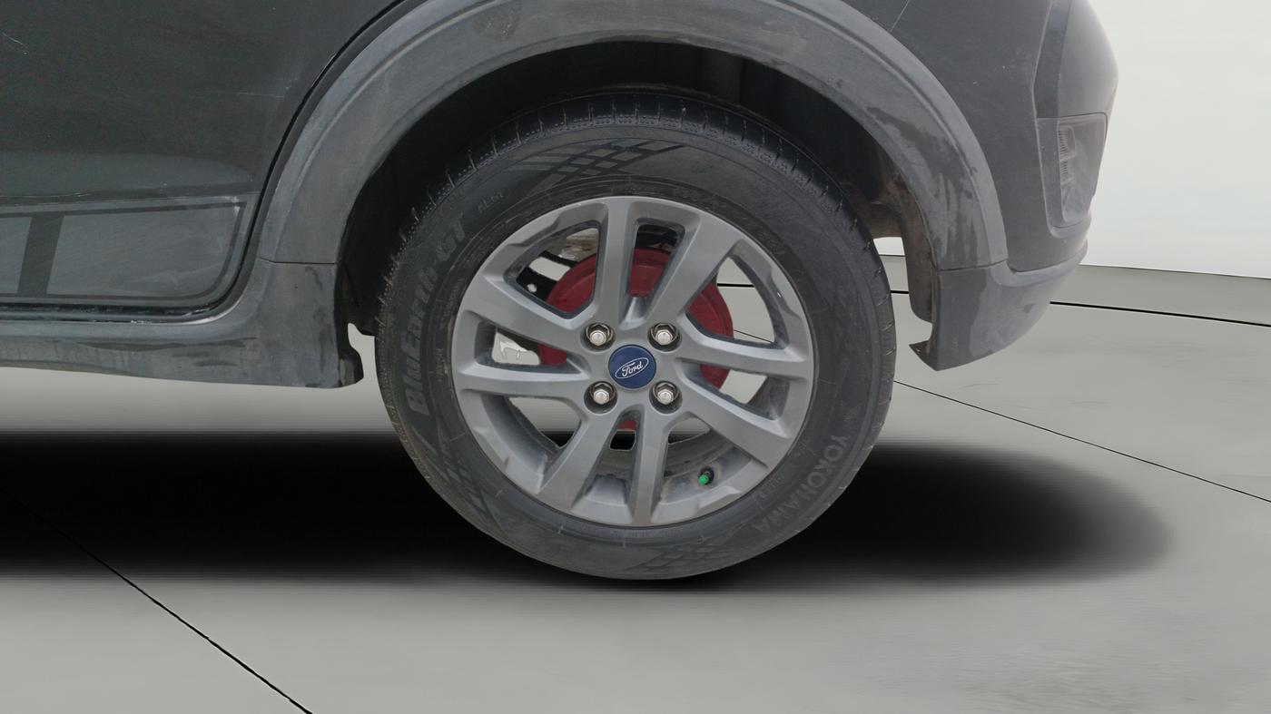2018 Ford FREESTYLE TITANIUM 1.2 PETROL, Petrol, Manual, 66,716 km, Left Rear Wheel