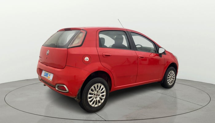 2015 Fiat Punto EVO DYNAMIC 1.2, Petrol, Manual, 1,00,877 km, Right Back Diagonal
