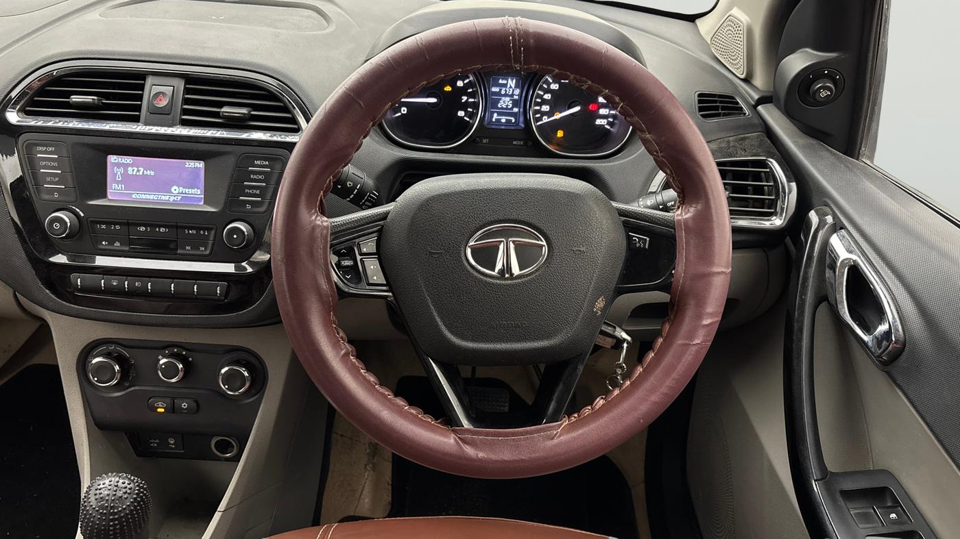 2018 Tata Tiago XZA PETROL, Petrol, Automatic, 67,280 km, Steering Wheel Close Up