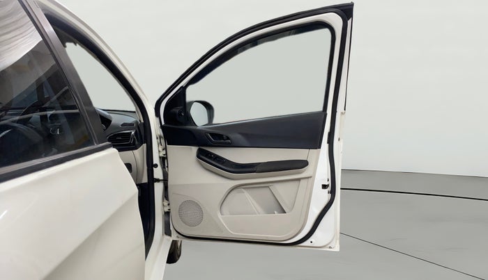 2023 Tata TIGOR XZ CNG, CNG, Manual, 26,747 km, RHS Front Door