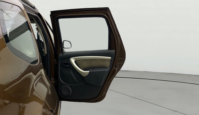 2014 Renault Duster 85 PS RXL DIESEL, Diesel, Manual, 1,08,474 km, RHS Rear Door