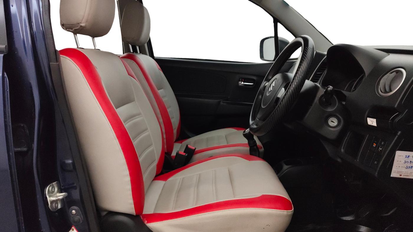 2015 Maruti Wagon R Stingray VXI, Petrol, Manual, 65,677 km, Right Side Front Door Cabin