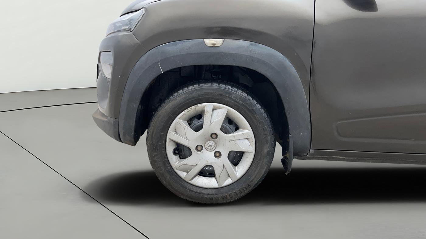 2021 Renault Kwid RXT 1.0 (O), Petrol, Manual, 21,089 km, Left Front Wheel