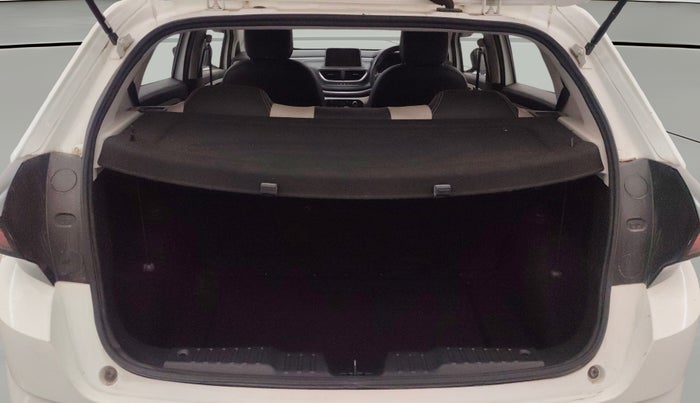 2023 Tata ALTROZ XM PLUS SUNROOF, Petrol, Manual, 22,946 km, Boot Open Zoomed View