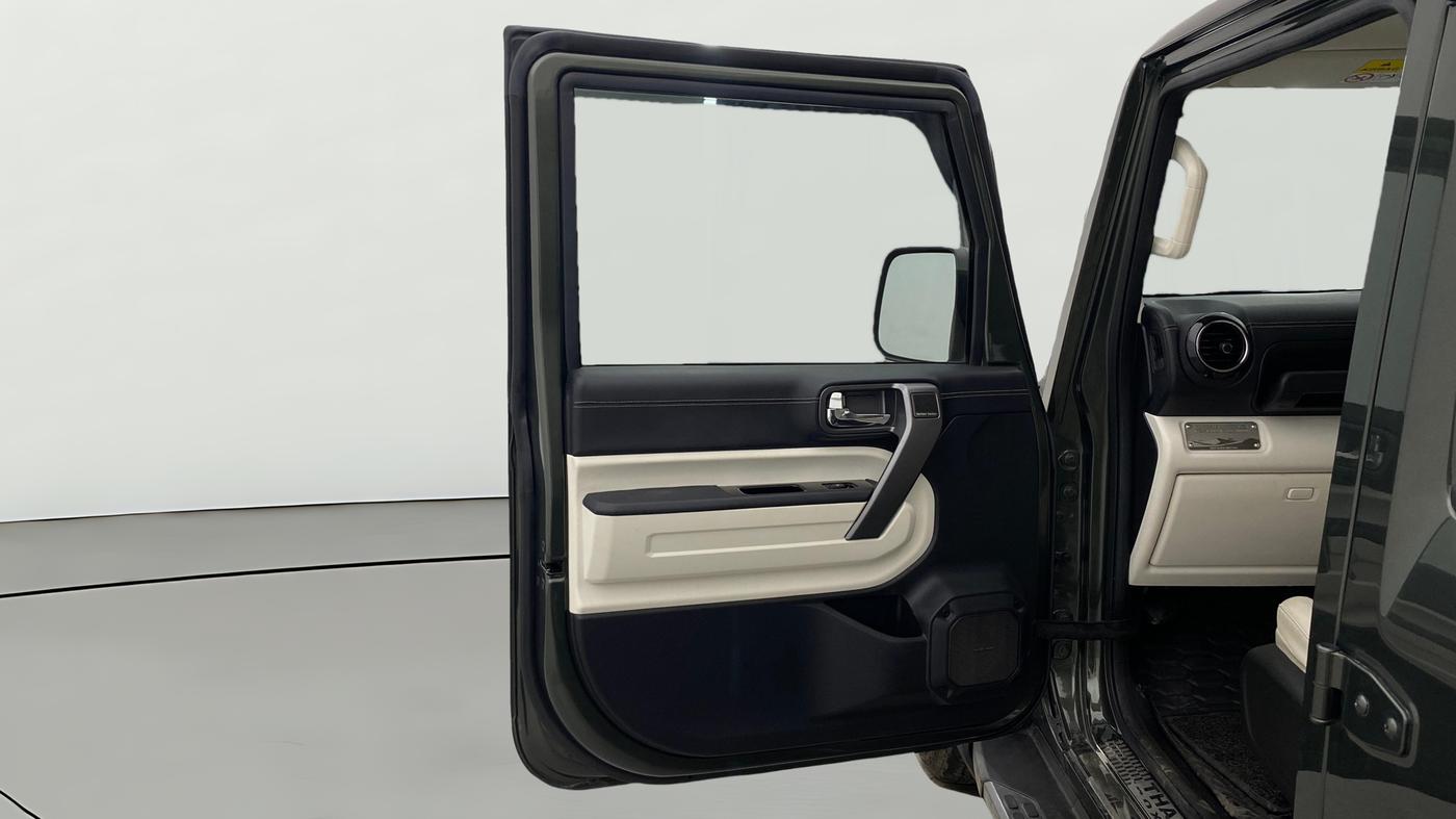 2025 Mahindra Thar Roxx AX7 L Diesel AT 4WD, Diesel, Automatic, 19,011 km, LHS Front Door