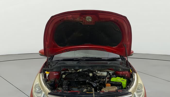 2015 Tata Zest XT PETROL, Petrol, Manual, 69,915 km, Open Bonet