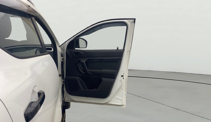 2025 Renault Kiger RXZ MT, Petrol, Manual, 14,691 km, RHS Front Door