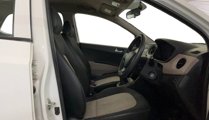 2016 Hyundai Grand i10 SPORTZ 1.2 KAPPA VTVT, Petrol, Manual, 78,016 km, Right Side Front Door Cabin