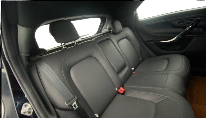 2022 Tata NEXON XZ PLUS (HS) PETROL DARK EDITION, Petrol, Manual, 29,413 km, Right Side Rear Door Cabin