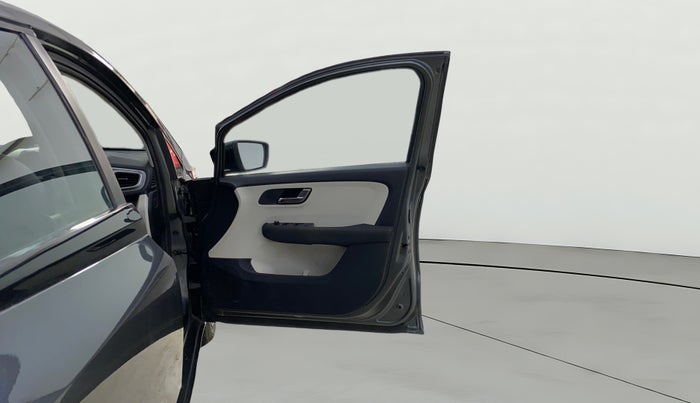 2023 Tata ALTROZ XZA, Petrol, Automatic, 8,733 km, RHS Front Door