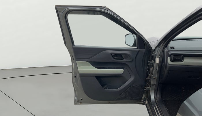 2021 Tata PUNCH ADVENTURE MT, Petrol, Manual, 38,816 km, LHS Front Door