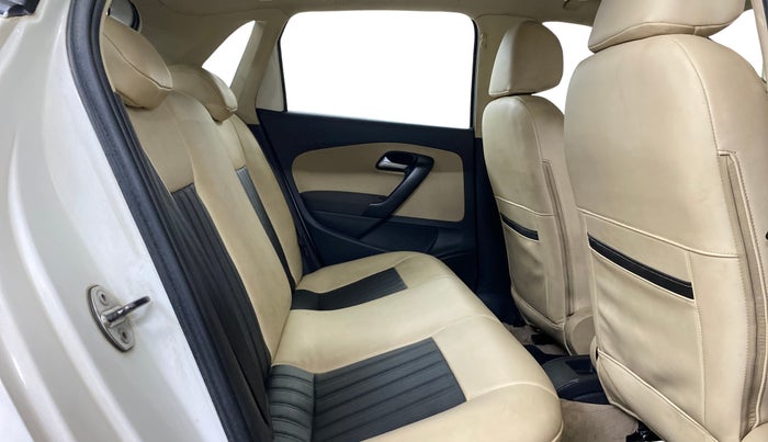 2014 Volkswagen Polo HIGHLINE1.2L, Petrol, Manual, 70,943 km, Right Side Rear Door Cabin