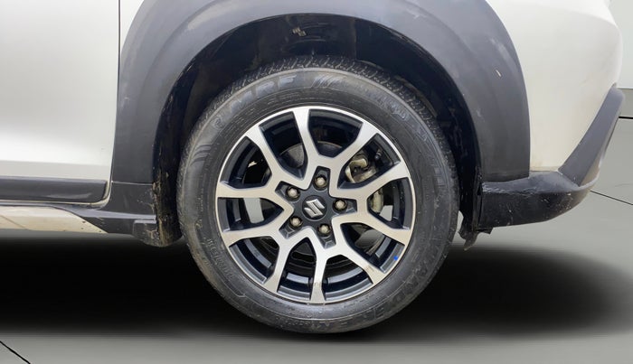 2022 Maruti XL6 ZETA MT, Petrol, Manual, 95,546 km, Right Front Wheel