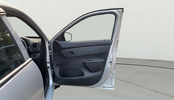 2020 Renault Kwid RXL 1.0, Petrol, Manual, 41,621 km, RHS Front Door