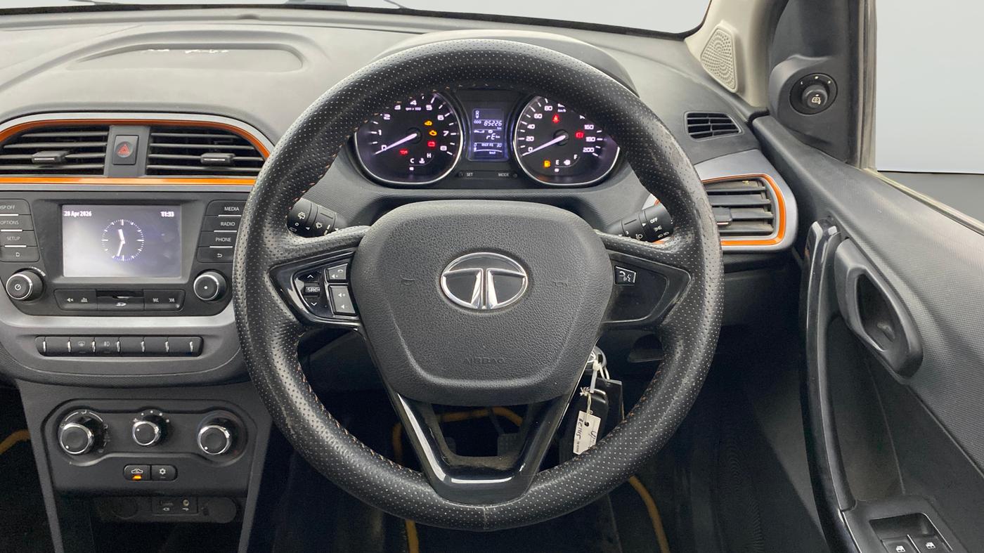 2018 Tata TIAGO NRG PETROL, Petrol, Manual, 86,702 km, Steering Wheel Close Up