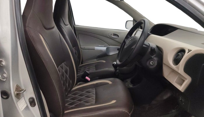 2013 Toyota Etios Liva GD, Diesel, Manual, 1,48,316 km, Right Side Front Door Cabin