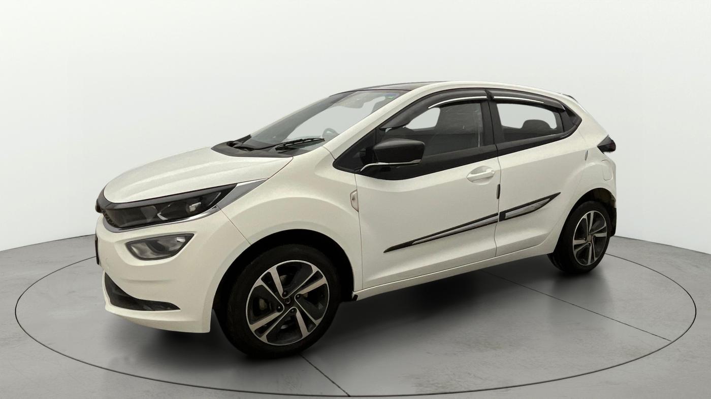 2024 Tata ALTROZ XZ PLUS SUNROOF CNG, CNG, Manual, 43,405 km, Left Front Diagonal