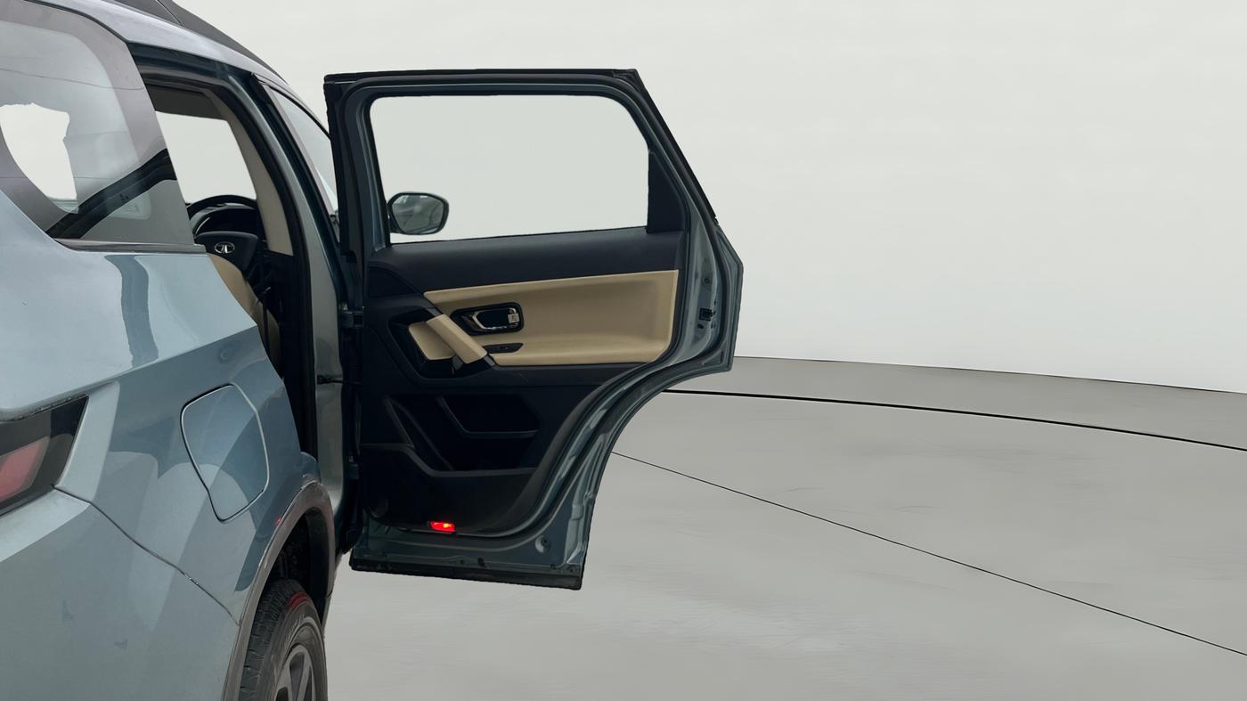 2022 Tata Safari XZA PLUS, Diesel, Automatic, 45,363 km, RHS Rear Door