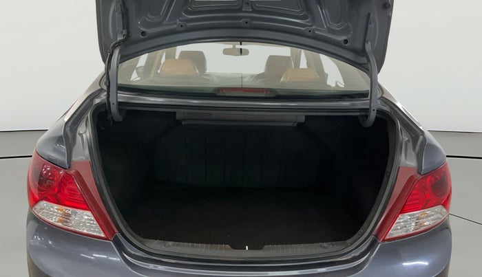 2013 Hyundai Verna FLUIDIC 1.6 VTVT SX, Petrol, Manual, 77,894 km, Boot Open Zoomed View