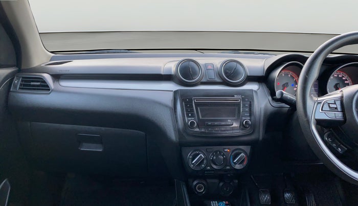 2020 Maruti Swift VXI, Petrol, Manual, 1,37,620 km, Air Conditioner