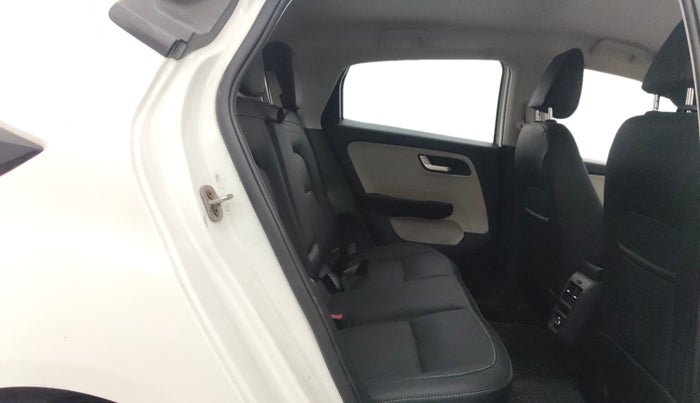 2022 Tata ALTROZ XZ PLUS PETROL, Petrol, Manual, 22,527 km, Right Side Rear Door Cabin