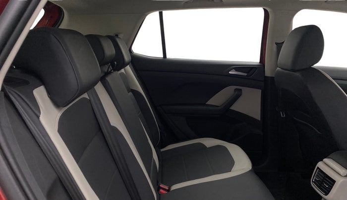 2022 Volkswagen TAIGUN TOPLINE 1.0 TSI MT, Petrol, Manual, 1,27,393 km, Right Side Rear Door Cabin