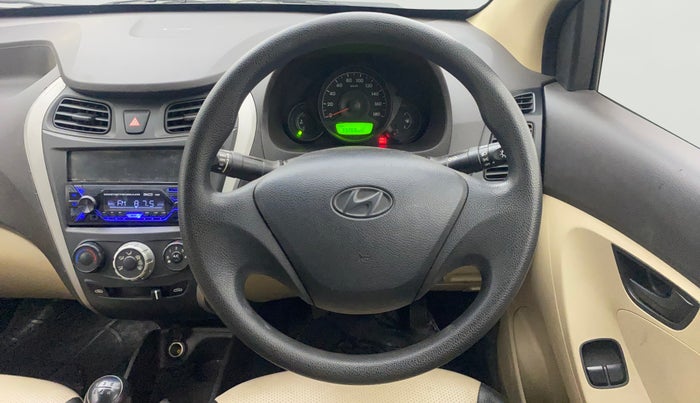 2015 Hyundai Eon ERA +, Petrol, Manual, 33,268 km, Steering Wheel Close Up