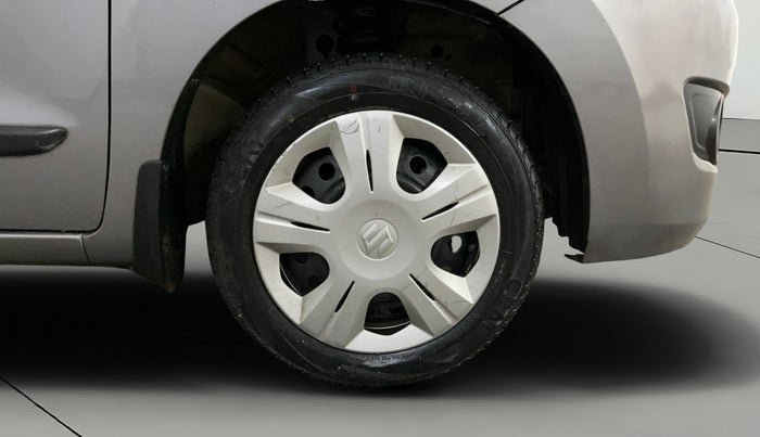 2017 Maruti Wagon R 1.0 VXI, Petrol, Manual, 31,953 km, Right Front Wheel