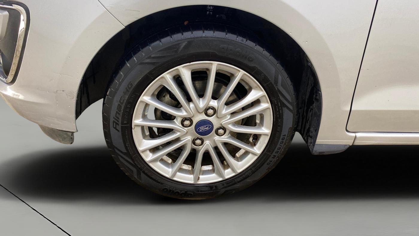 2019 Ford Figo Aspire TITANIUM 1.2 PETROL, CNG, Manual, 1,11,407 km, Left Front Wheel