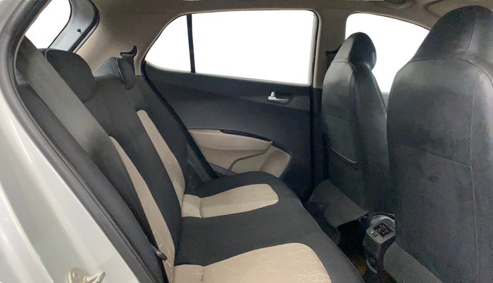 2013 Hyundai Grand i10 SPORTZ 1.2 KAPPA VTVT, Petrol, Manual, 37,401 km, Right Side Rear Door Cabin