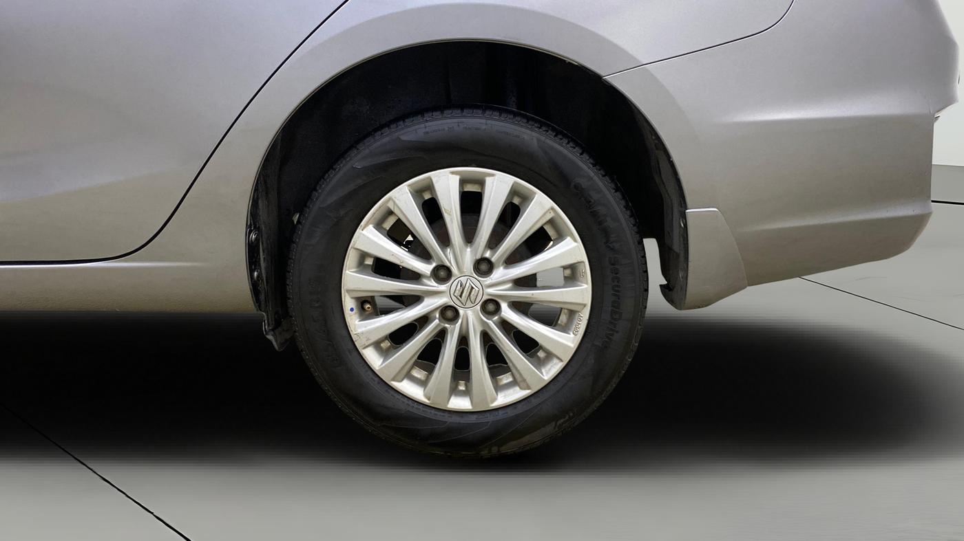 2016 Maruti Ciaz ZXI AT, Petrol, Automatic, 43,874 km, Left Rear Wheel
