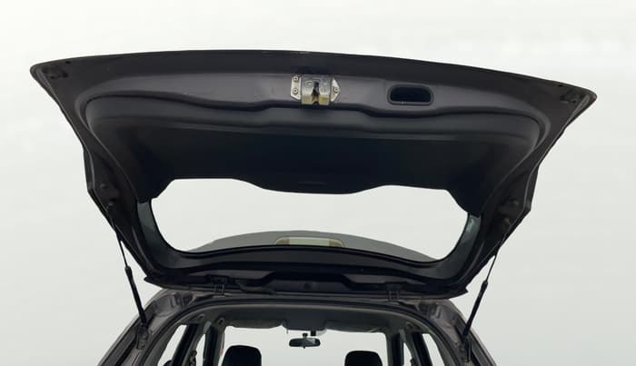 2017 Maruti Vitara Brezza VDI (O), Diesel, Manual, 1,19,916 km, Boot Door Open